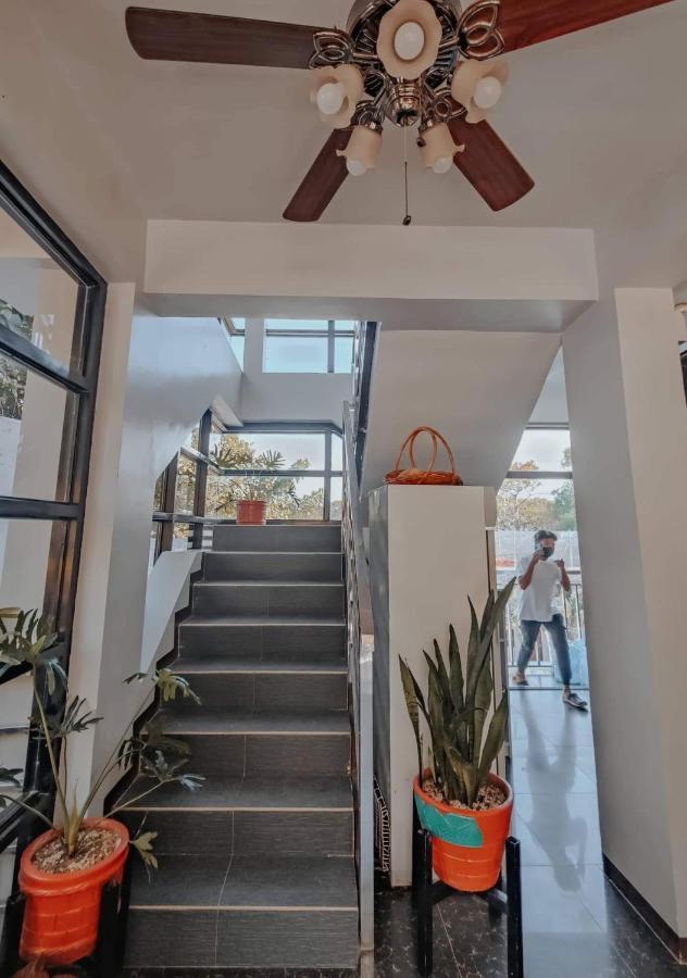 Mountain View Garden Inn 科隆 外观 照片