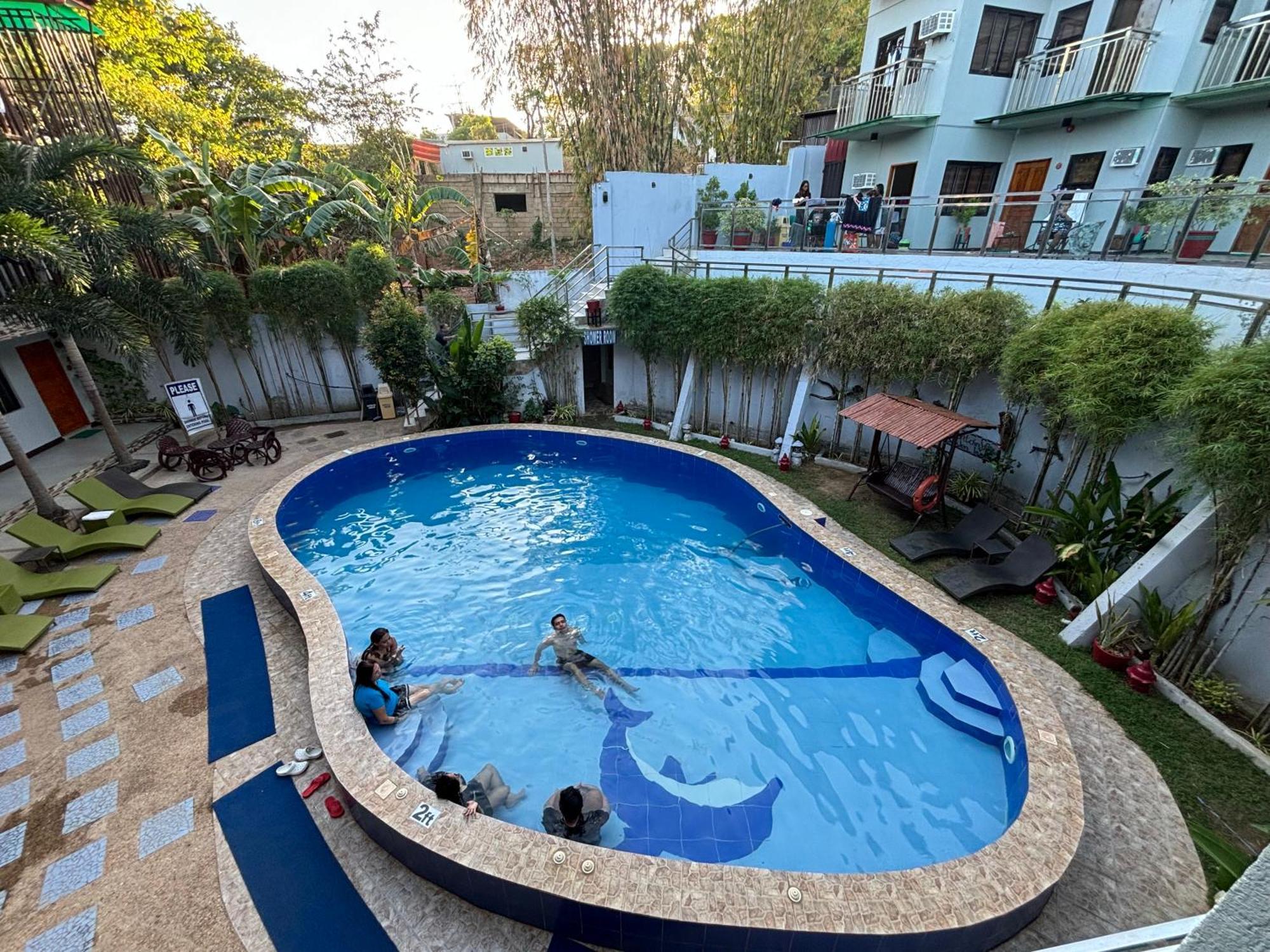 Mountain View Garden Inn 科隆 外观 照片